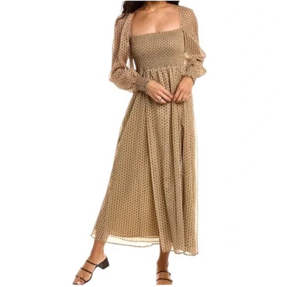 OPT Classic Smocked Long Sleeve
Front Slit Maxi Dress in Geo Print medium - Picture 3 of 11